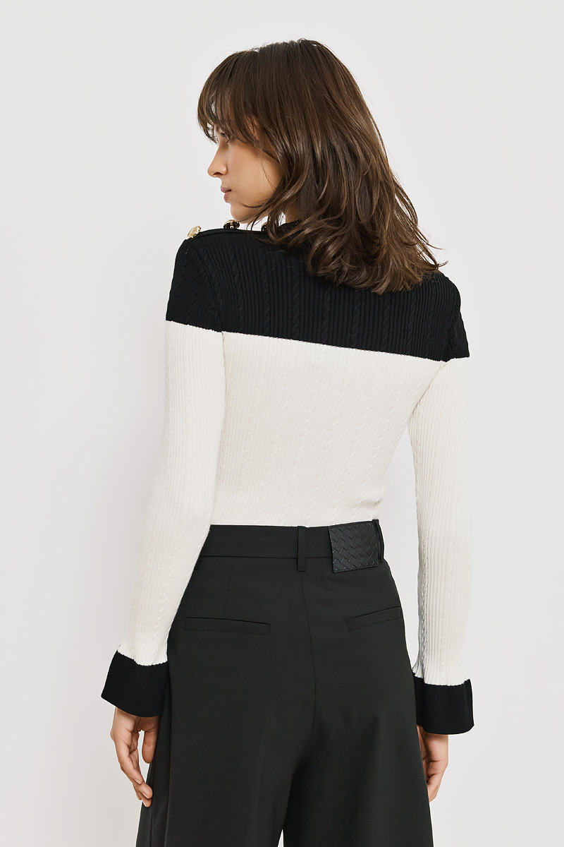 TWO-TONE KNITTED BLOUSE