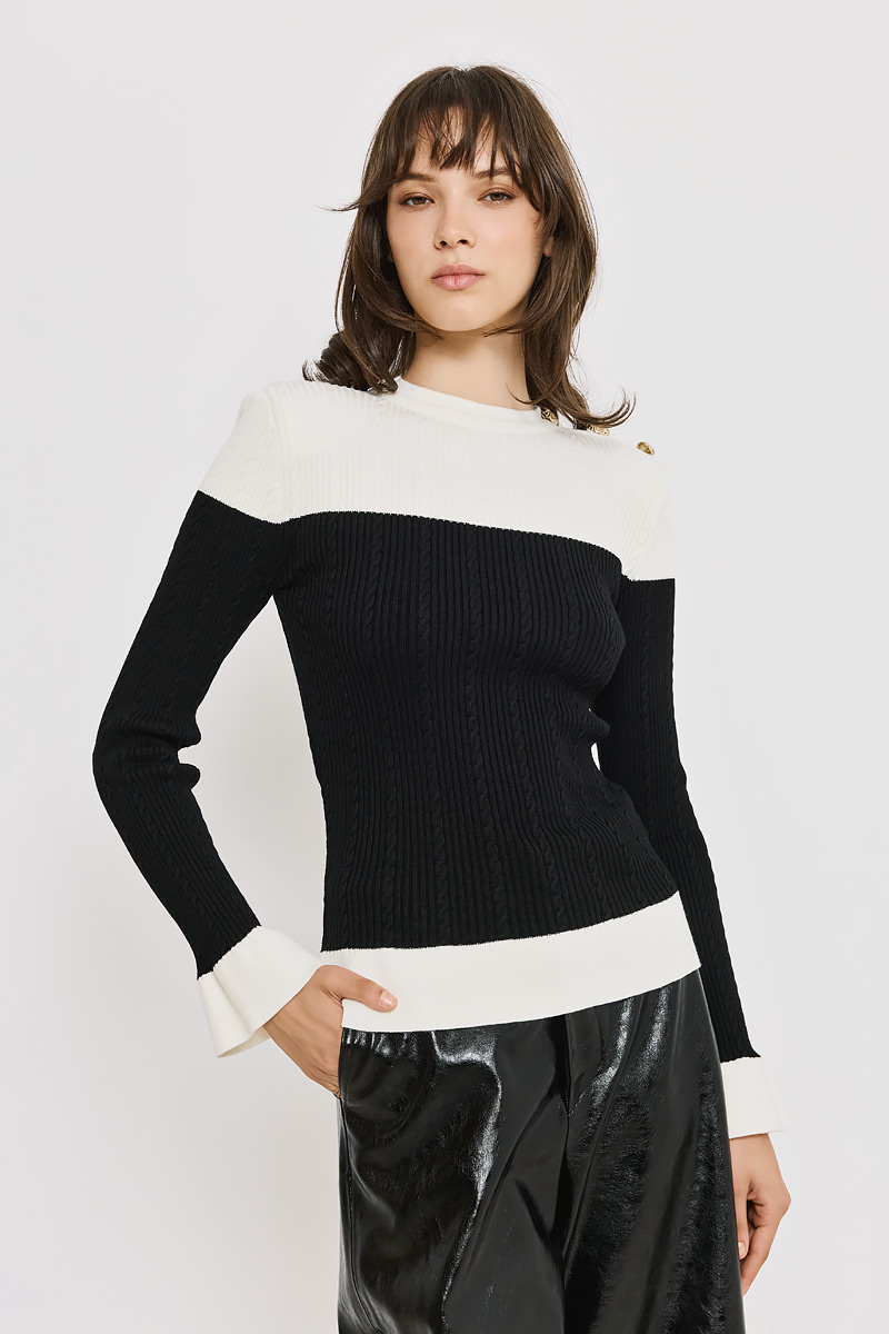 TWO-TONE KNITTED BLOUSE