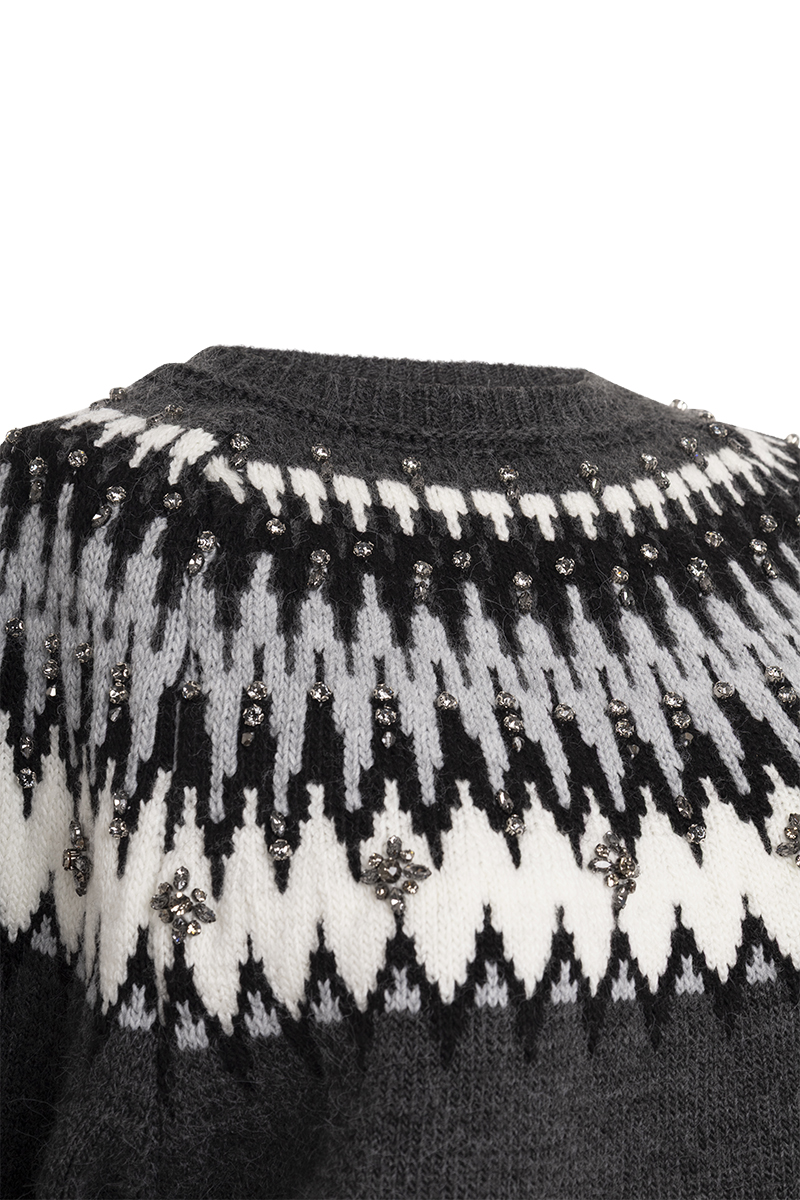 ΠΛΕKTH ΜΠΛΟΥΖΑ ΜΕ ΣΧΕΔΙΟ ΠΛΕKTH ΜΠΛΟΥΖΑ ΜΕ ΣΧΕΔΙΟ