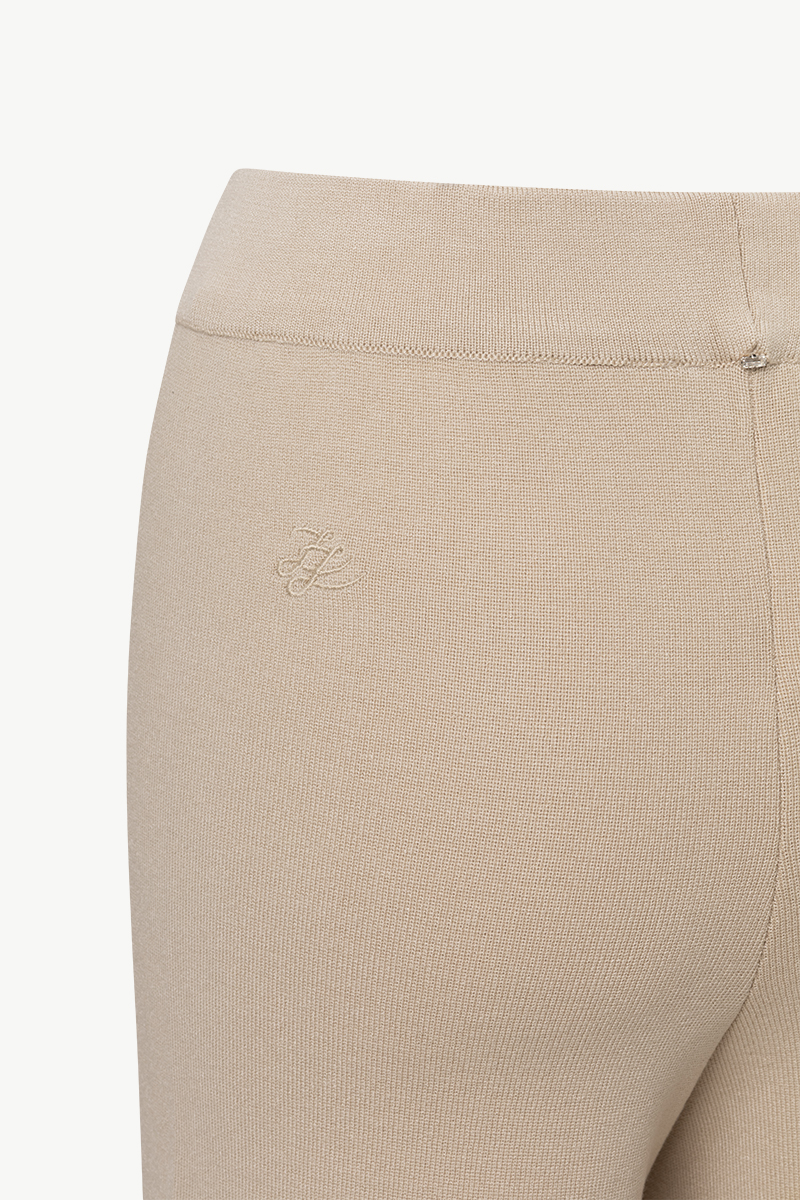 WIDE-LEG TROUSERS