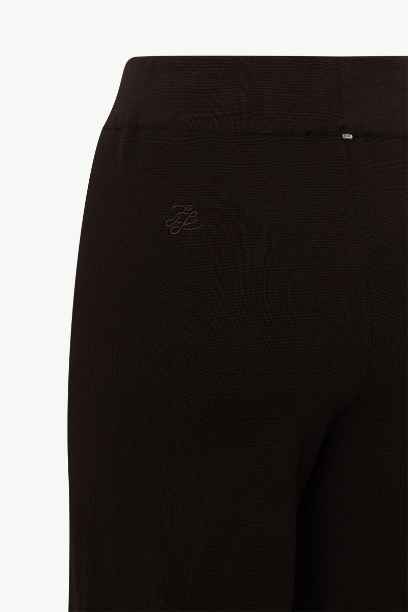 WIDE-LEG TROUSERS