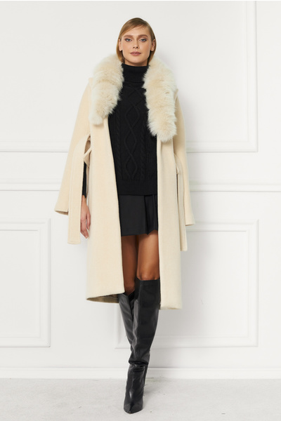 Coat with Fur