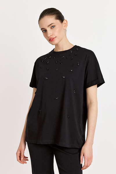 EMBELLISHED T-SHIRT