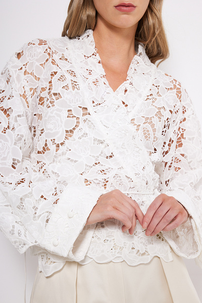 LACE CROP SHIRT