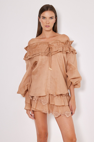 OFF-SHOULDER BLOUSE WITH RUFFLES