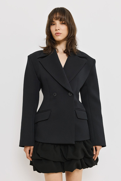 BLAZER IN A SLIM FIT