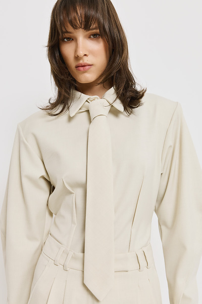 FITTED SHIRT WITH TIE