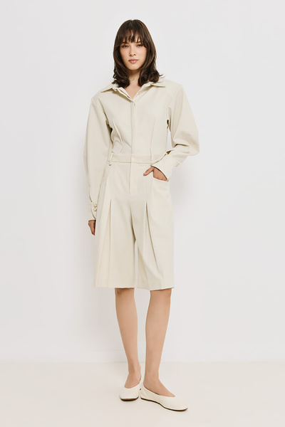 PLEATED BERMUDA SHORTS