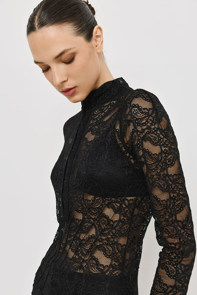 LACE BLOUSE