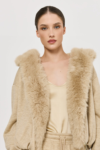 JACKET WITH FUR