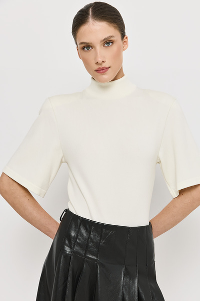 ΚΟΡΜΑΚΙ ΜΕ ΒΑΤΕΣ