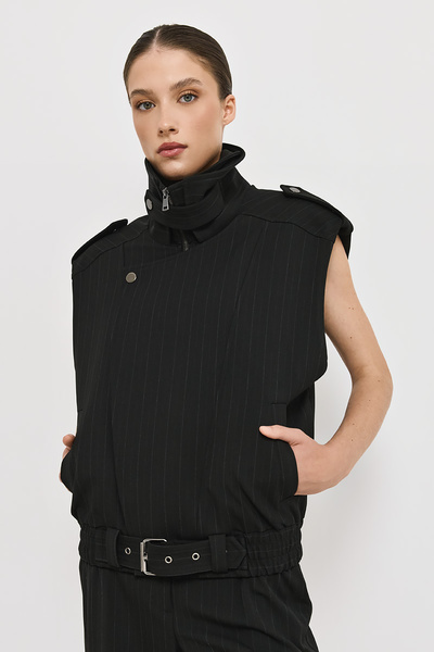 SLEEVELESS JACKET